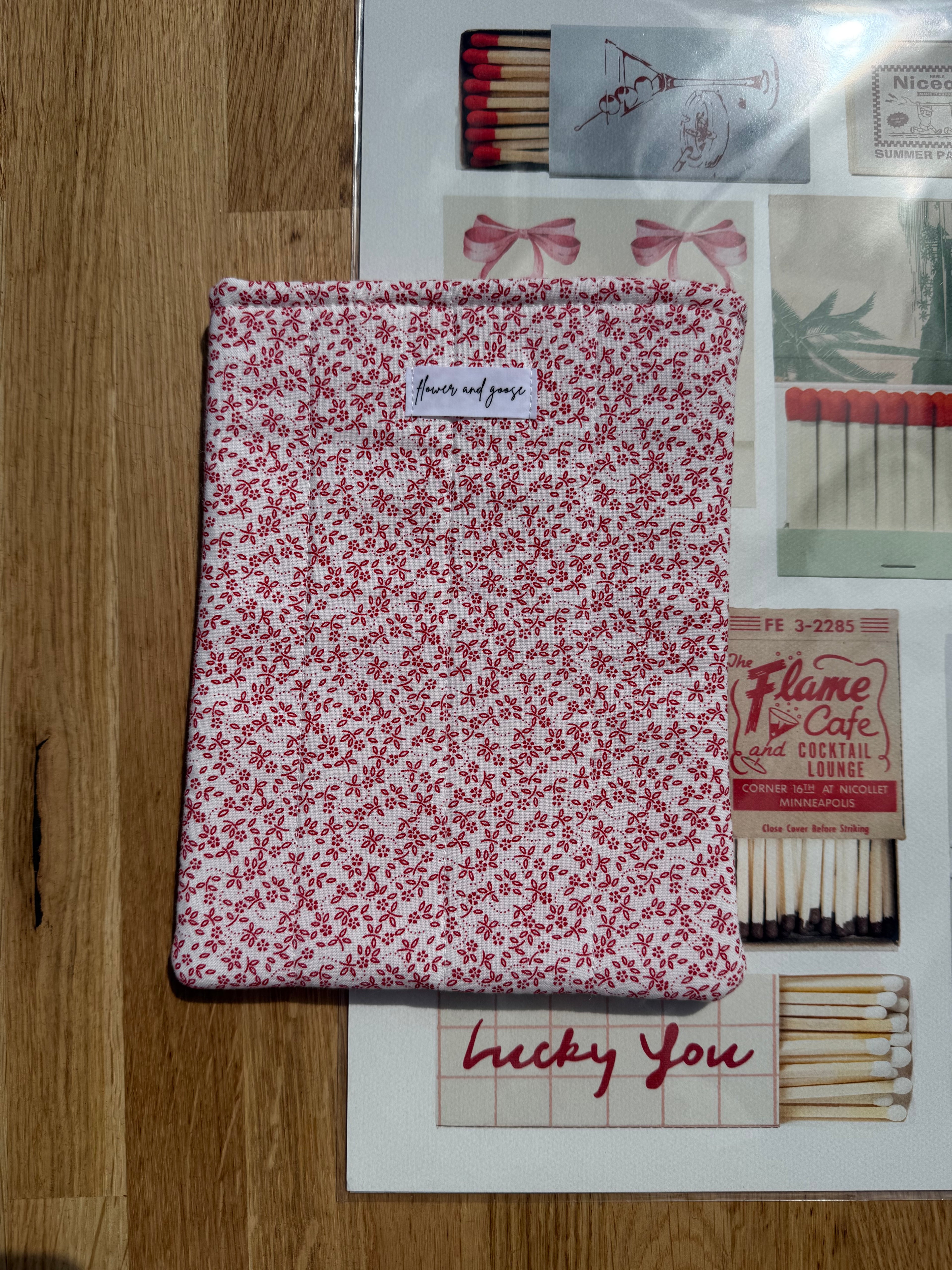 Ditsy red floral *limited edition* kindle sleeve