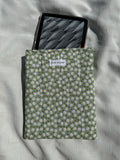 Limited edition green daisy kindle sleeve